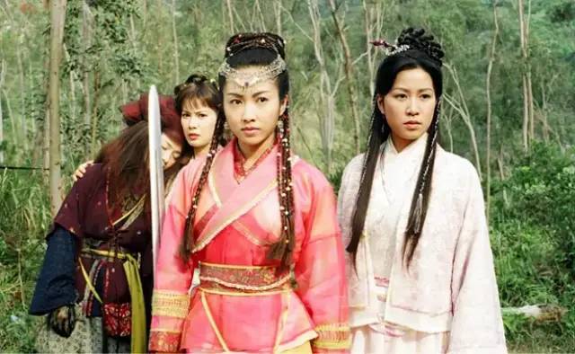 佘诗曼|盘点佘诗曼五大角色，周芷若入围，《使徒行者》钉姐排第二