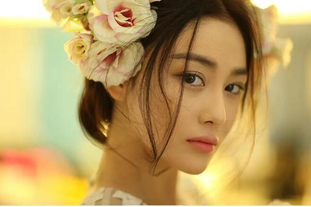 张馨予|怒怼营销号、为女星身材自由发声，张馨予早已“弯道超车”范冰冰