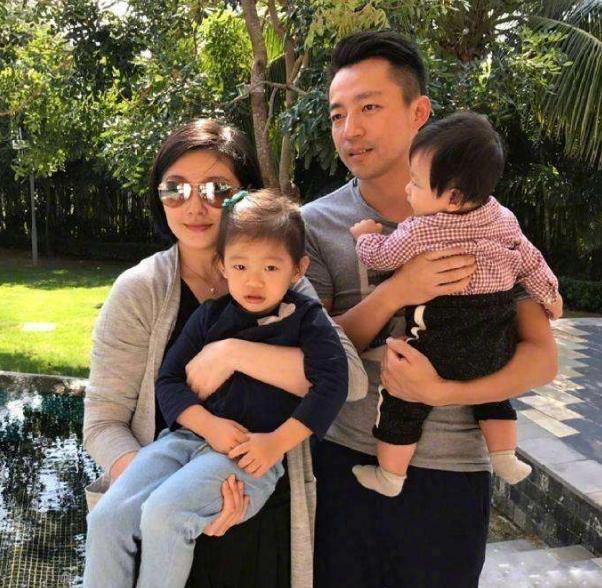 大s|大s发文称想坐地上大哭一场，原来是因为这件事大受打击