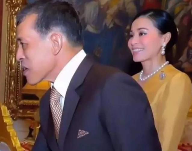 苏提达|泰王幼子照片曝光！没遗传“香肠嘴”基因，完美继承苏提达美貌