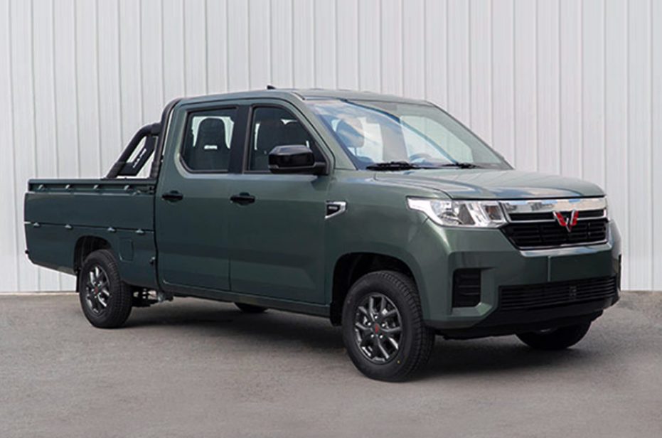 五菱皮卡实车亮相总长超5米很能装网友更期待六轮版