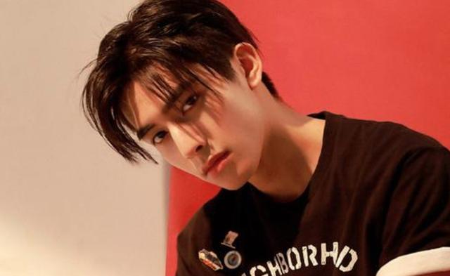 宋威龙|宋威龙被曝私联粉丝，听其督促发图营业，对方还帮他谈代言