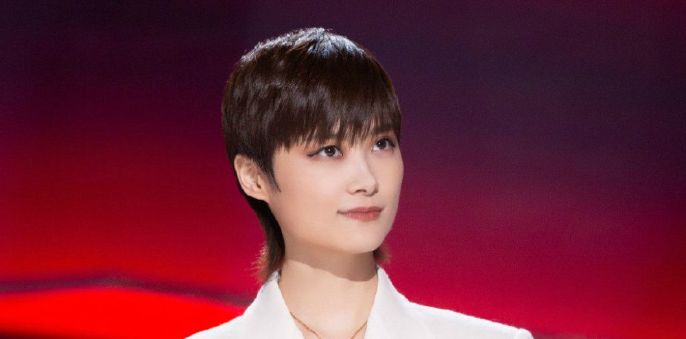 中国好声音|困在规则当中的好声音，只剩李宇春的结巴，和谢霆锋拍李荣浩屁股