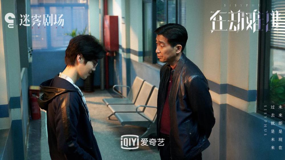 在劫难逃|鹿晗新作《在劫难逃》演技获赞，但无奈烂尾，豆瓣评分跌至6.8