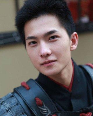 李现|男明星寸头可以有多撩？李现、易烊千玺、玄彬…行走的荷尔蒙！