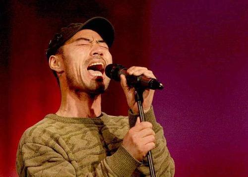 朱之文|从一夜成名到如今落魄，旭日阳刚王旭和朱之文相比，到底差在哪里？