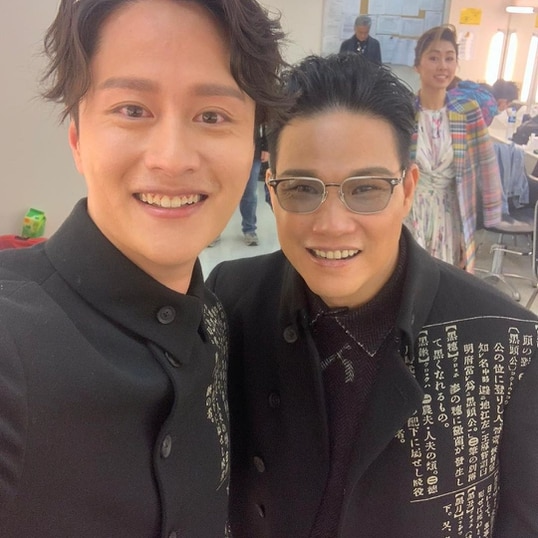 苏永康|胖若两人！知名歌手苏永康突然长胖认不出，陪妈妈吃饭做孝顺儿子