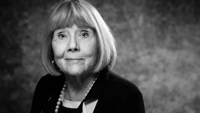 享年82|黛安娜·里格|权力的游戏|奥莲娜·提利尔|最佳女配|艾美奖