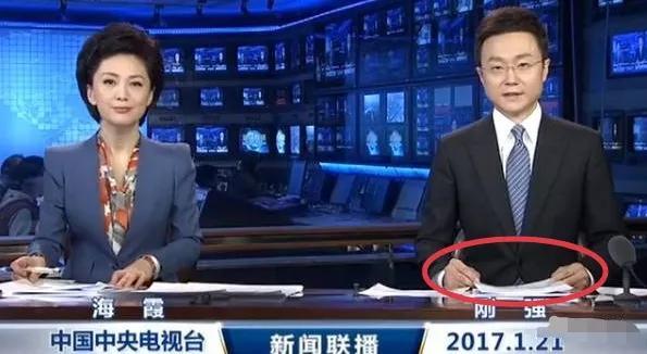 海霞|海霞第二次带新主播潘涛亮相，谁还记得四年前第一次播的刚强吗？