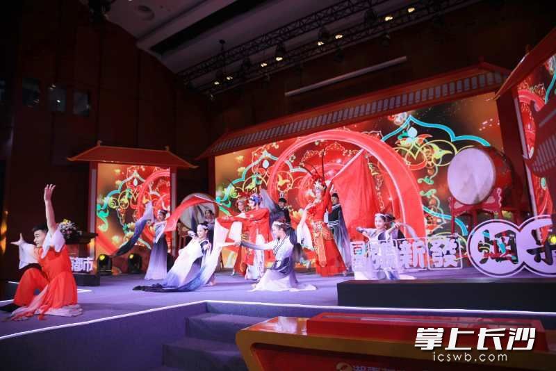 非遗传承人|湖南非遗传承人互相帮扶，他们要这样做创新、传承、传播文章