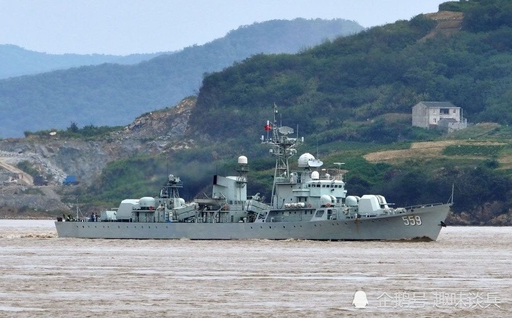 不见增长,目前驱逐舰方面依然是一艘051b"深圳"舰和一艘052b"广州"舰