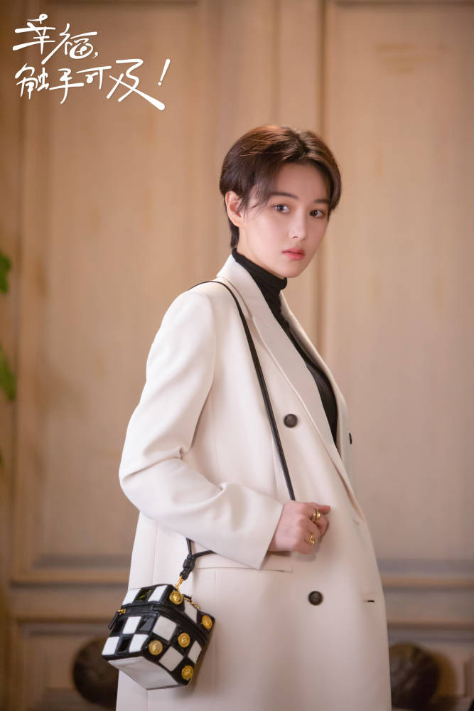 张馨予|为女演员说话却翻车，她的口碑今非昔比，但也不能随心所欲