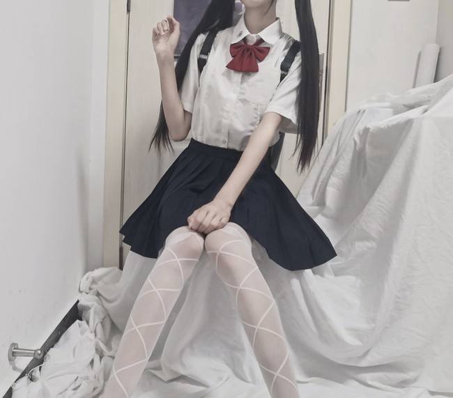 jk日常少女白丝双马尾