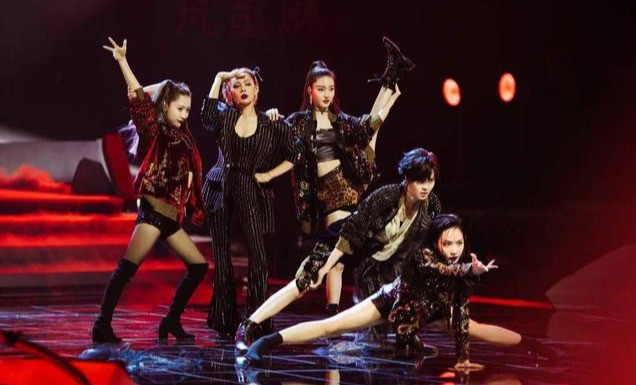 乘风破浪的姐姐|乘风破浪的姐姐们，全是为别人打工，湖南台与资本才是大赢家