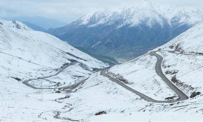 三伏天|8月我国罕见降雪，这样的气候正常吗？看看科学家怎么说