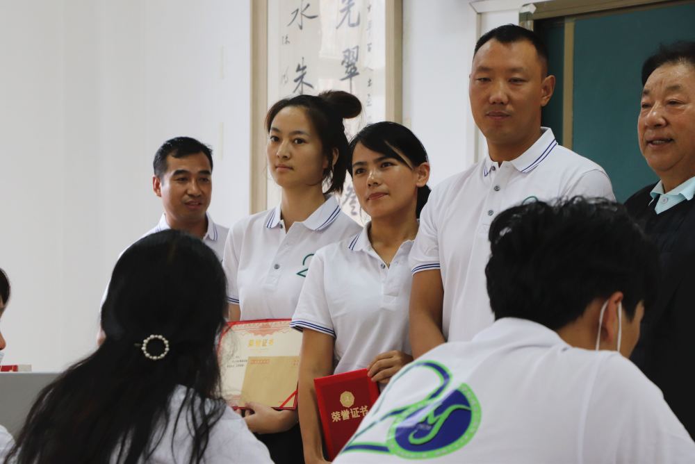五华区桃源实验学校举行建校20周年纪念活动