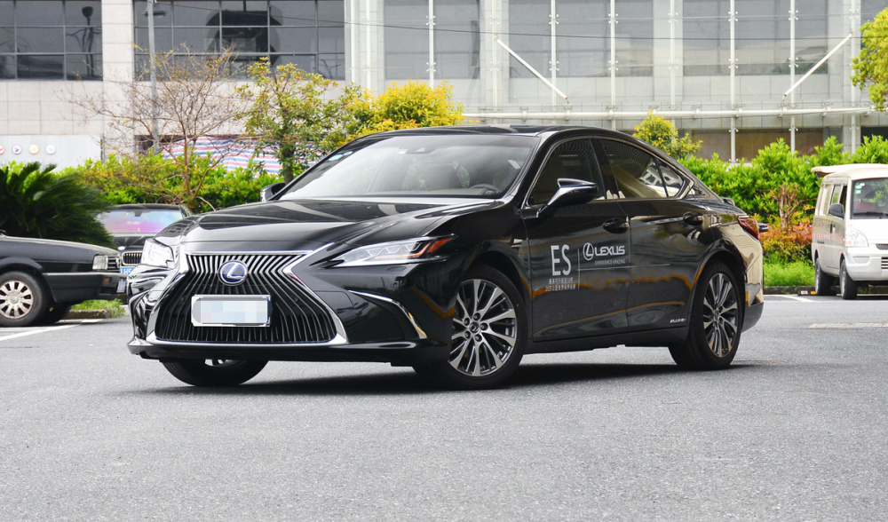 雷克萨斯es成车展焦点全国限量600部稀有程度堪比大熊猫