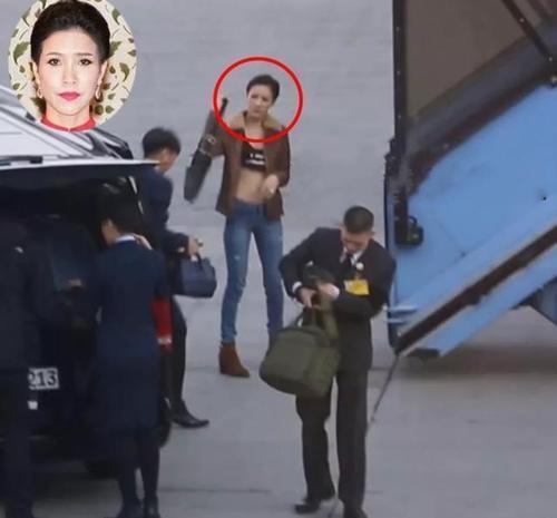 玛哈·哇集拉隆功|68岁泰王画画仍充满童真童趣，对妻儿却随心所欲、冷血无情