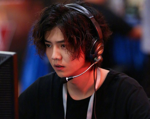 谭松韵|艺人网络影响力榜，谭松韵第2，鹿晗第4，肖战第5，第1实至名归