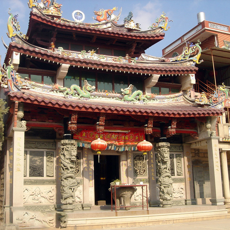 石柱子|石雕龙柱是一座祠堂修建的重要结构