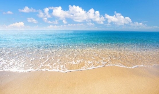 澳洲沙滩上出现芭比海浪,仔细一看鸡皮疙瘩掉一地,真相在这