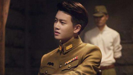 任嘉伦|娱乐圈唯一一个敢在自己爆红时，选择斩断自己的前程的任嘉伦？