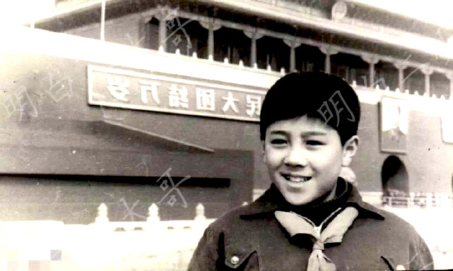 蔡国庆小时候的照片图片