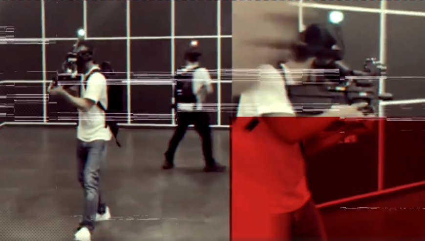 林峯|被曝产女后，张馨月晒和林峯玩VR旧视频秀恩爱，林峯宠溺甜笑有爱