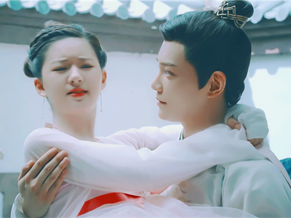 剧中的公主抱有多甜司凤恩爱韩烁宠溺看到陆绎古装版霸道总裁