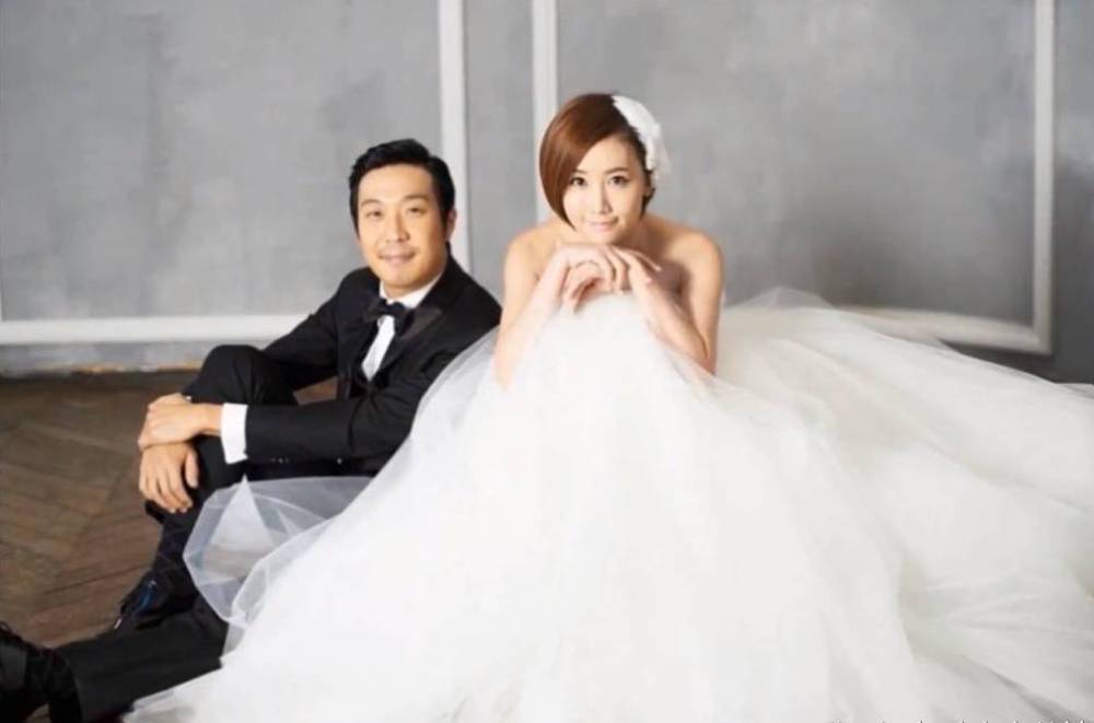 2012年3月,haha(河东勋)和星(金高恩)以结婚为前提开始交往,同年11月