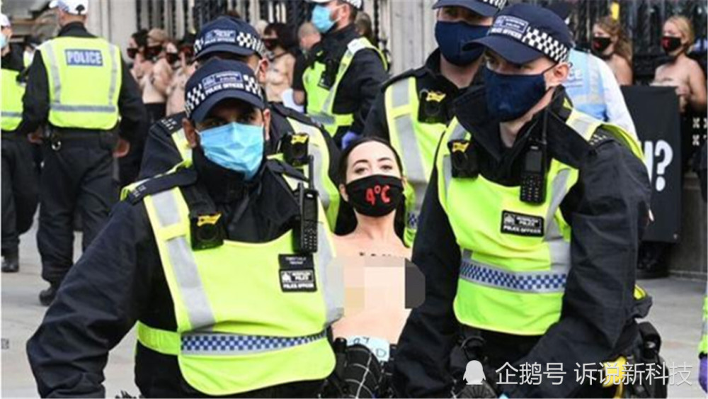 全球变暖|全球变暖有多严重？英国30名女性赤裸上身，现身街头警示人类！