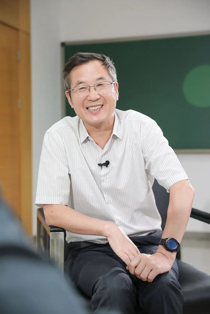 春妮的周末时光|《春妮的周末时光》特别策划“打开科学之门”系列节目今晚开启