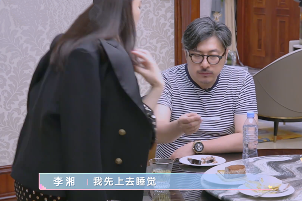 李湘|李湘王岳伦真壕！一天到晚只吃肉，不关冰箱门鸡蛋随便扔，难怪每月吃7万