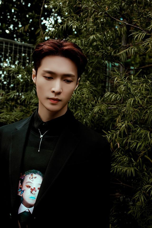 张艺兴|张艺兴：我要在自己强的地方变更强，努力不是人设，标签也不是粉丝能给的