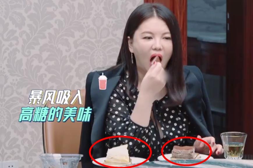 李湘|王岳伦醉酒风波后首度与李湘大秀恩爱，一早就吃烤肉玩亲亲，这波操作太秀了