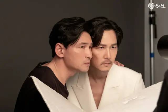 连续3周票房冠军黄政民新片超预期搭档李政宰重回黑帮片巅峰