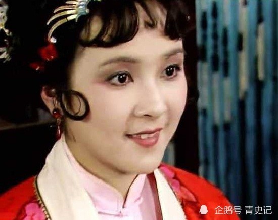 薛宝琴|薛宝琴被梅翰林家退婚，嫁给了柳湘莲？一句诗给出答案