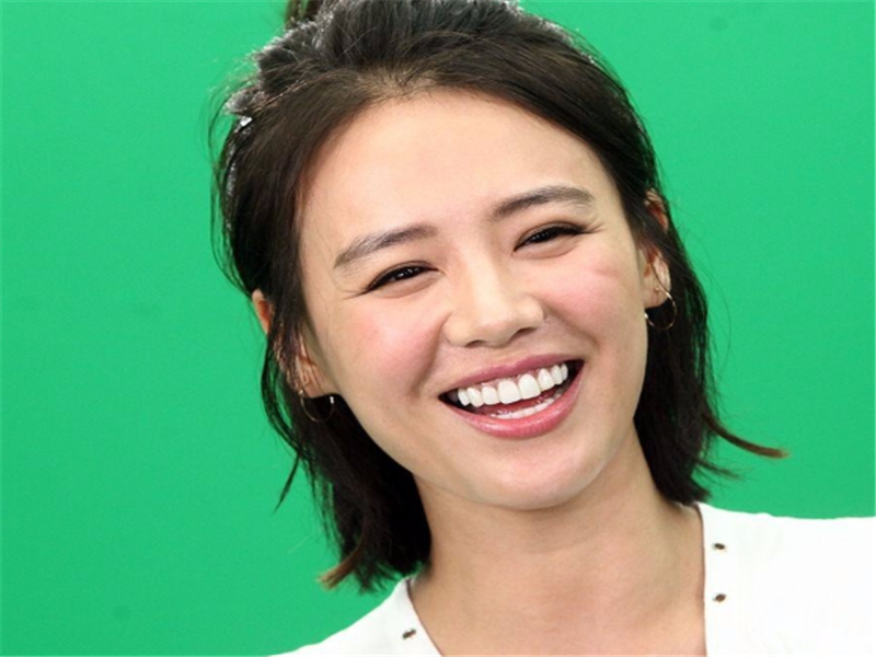 马思纯|上学时被同学欺负，工作后被网友攻击，马思纯为何这么惨？