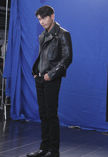 玄彬容颜大变,37岁变大叔仍帅气撩人,难怪宋慧乔会传出与他复合