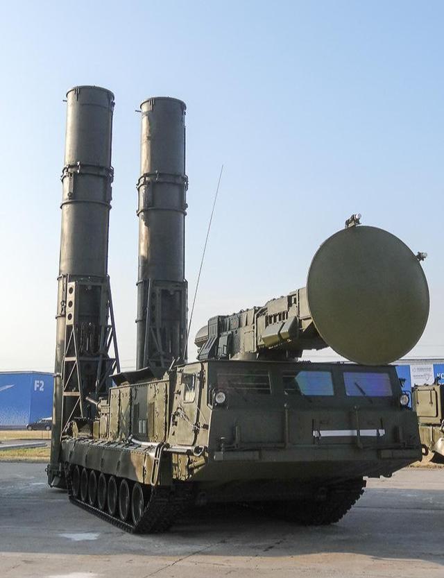 也就是说,这是一款针对野战防空的系统,与s400或s500完全不是一个理念