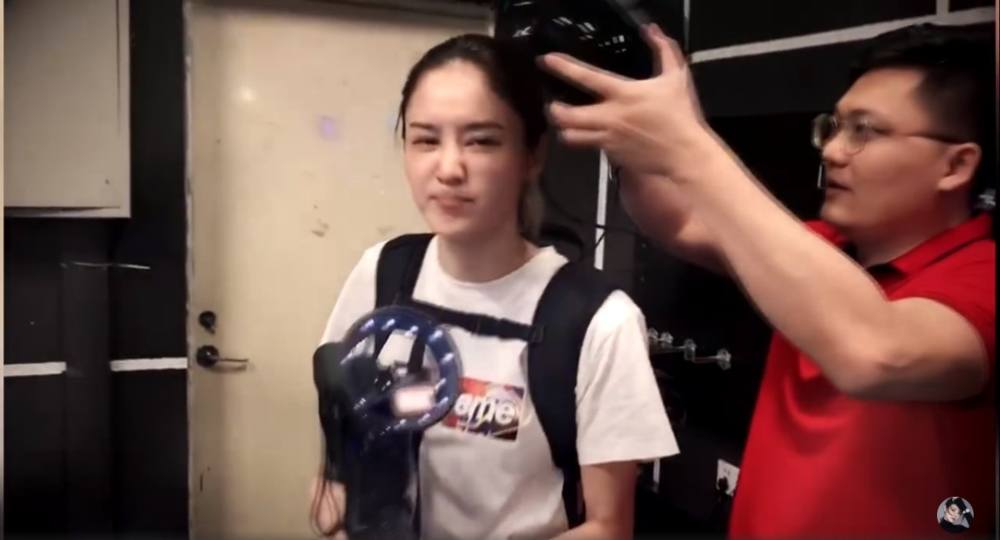 张馨月|港媒恶意攻击张馨月？指她穿山寨版T恤，结婚一年还写错林峯名字