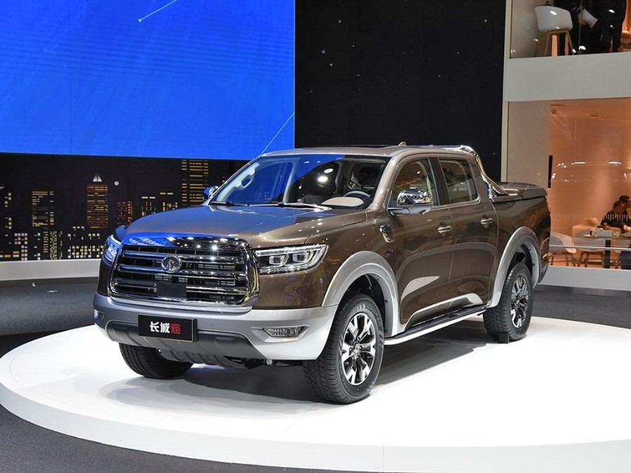 售价11.78万元起,长城炮乘用/商用皮卡柴油8at版上市