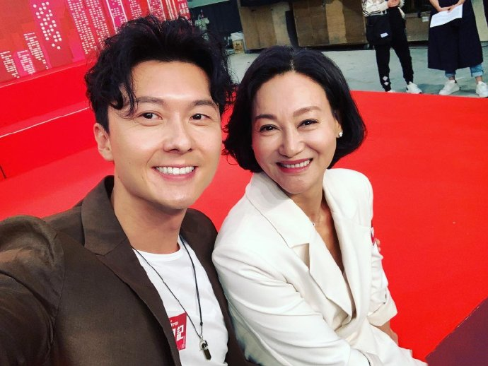 tvb花旦|众星捧月！TVB花旦咖位急升媲美视后，新剧压番马国明令人超意外