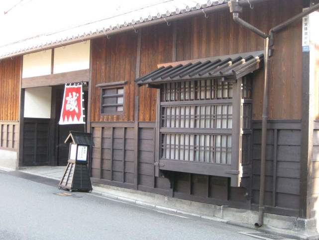 日本酒馆池田屋 今是动漫展厅 百年前却是新选组一战成名的战场 京都 新选组 日本 历史 池田屋 古高俊太郎 近藤勇