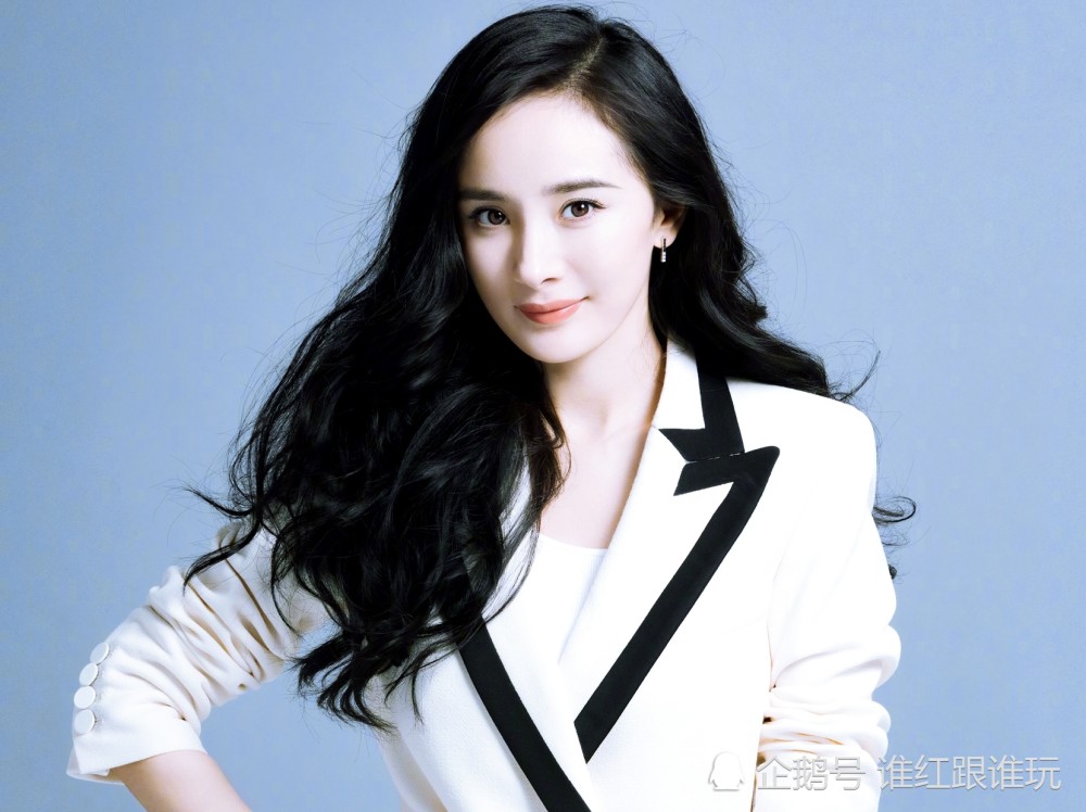 杨幂|粉丝给了顶流排面，角色给了底气！杨幂生日热搜一整天，不奇怪