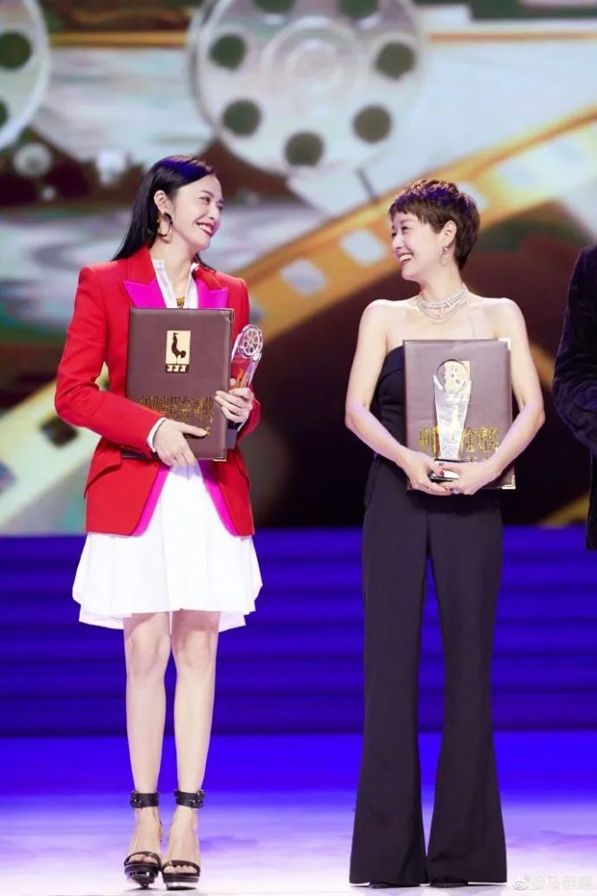 马伊琍|马伊琍离婚后首次绯闻曝光，大方坦言：女儿希望我找个帅哥