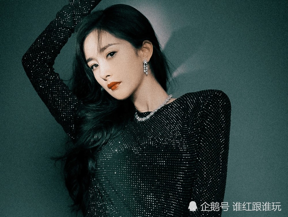 杨幂|粉丝给了顶流排面，角色给了底气！杨幂生日热搜一整天，不奇怪