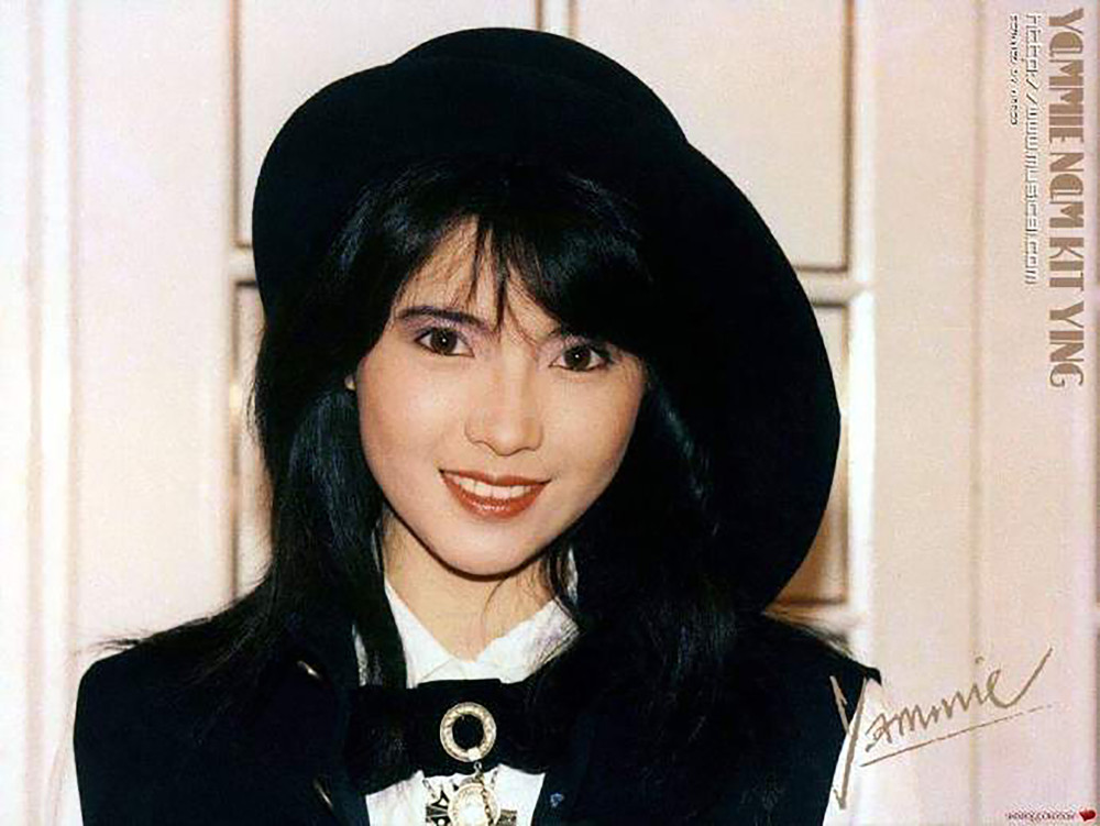 苍井空|无法重拍瞬间：给张国荣当司机的周润发，骑马的王菲窦唯，合唱的赵薇梅艳芳