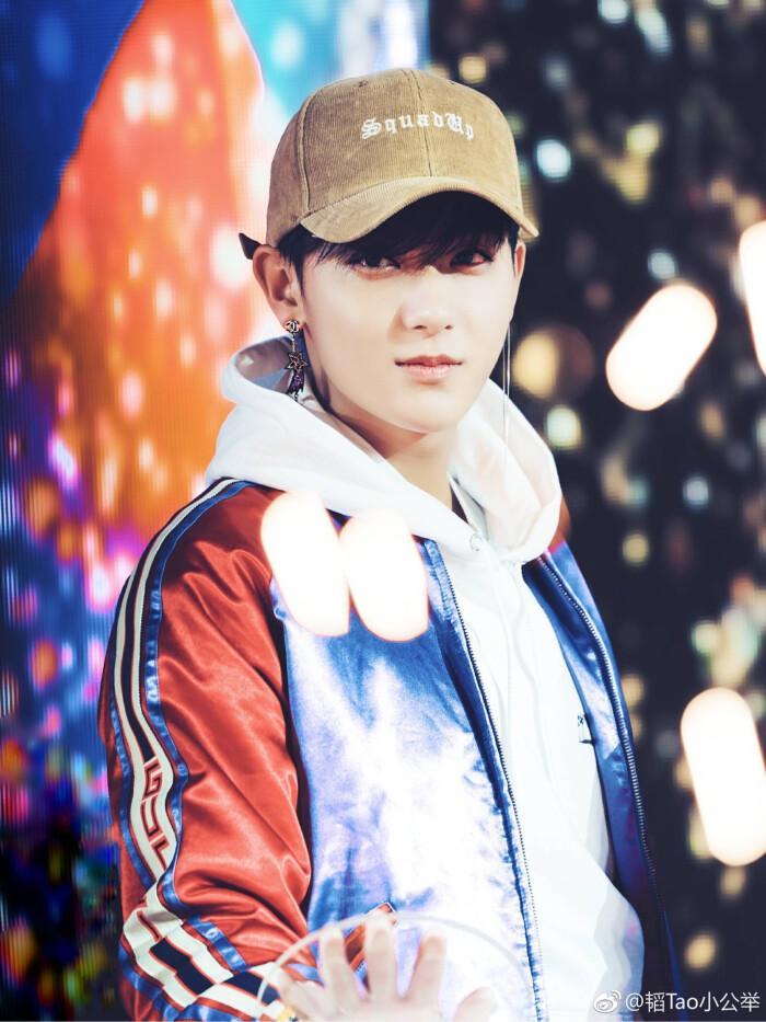 黄子韬|黄子韬被瞒了将近半生，他的父亲是一位百亿富翁