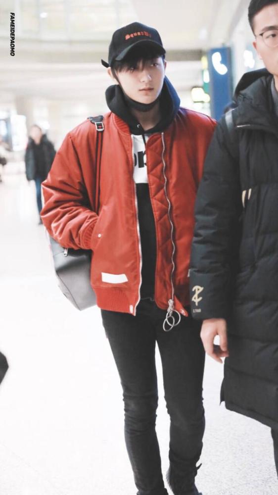 黄子韬|黄子韬被瞒了将近半生，他的父亲是一位百亿富翁